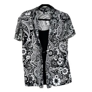 Elementz Black & White Floral Flowy Top Size Large